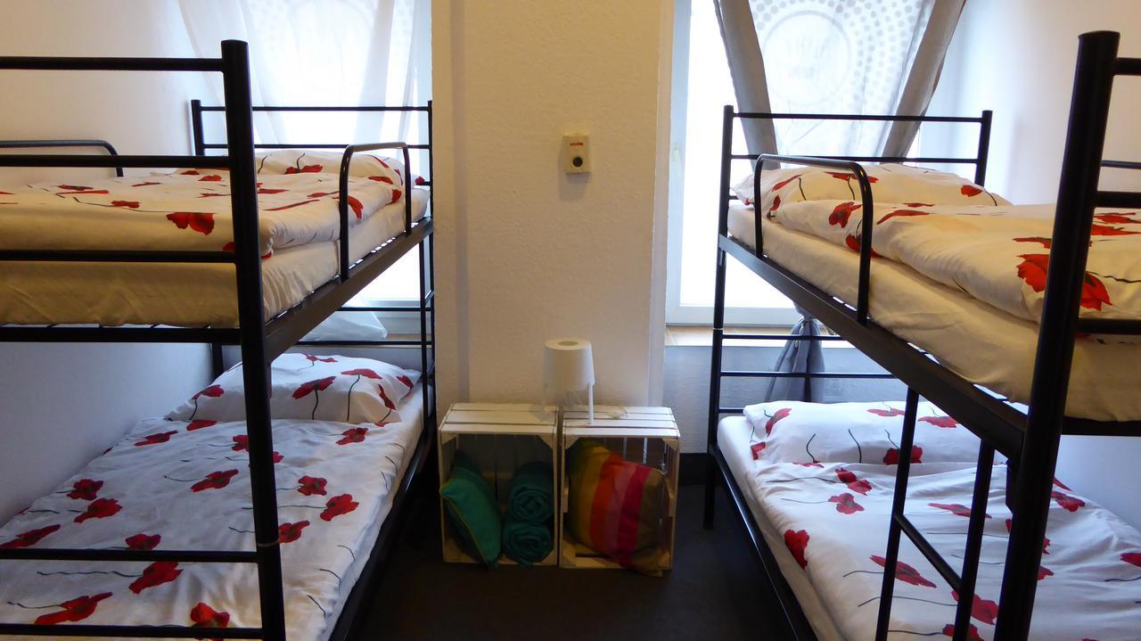 Flyfly Hostel , Darmowy Parking , Rezerwuj Przez Urzadzenia Mobilne -10 Procent Wrocław Extérieur photo